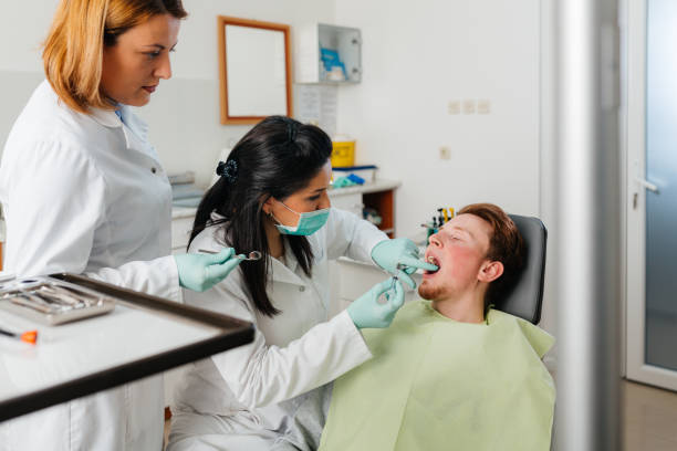 Best Dentist for Tooth Abscess  in Sellersburg, IN